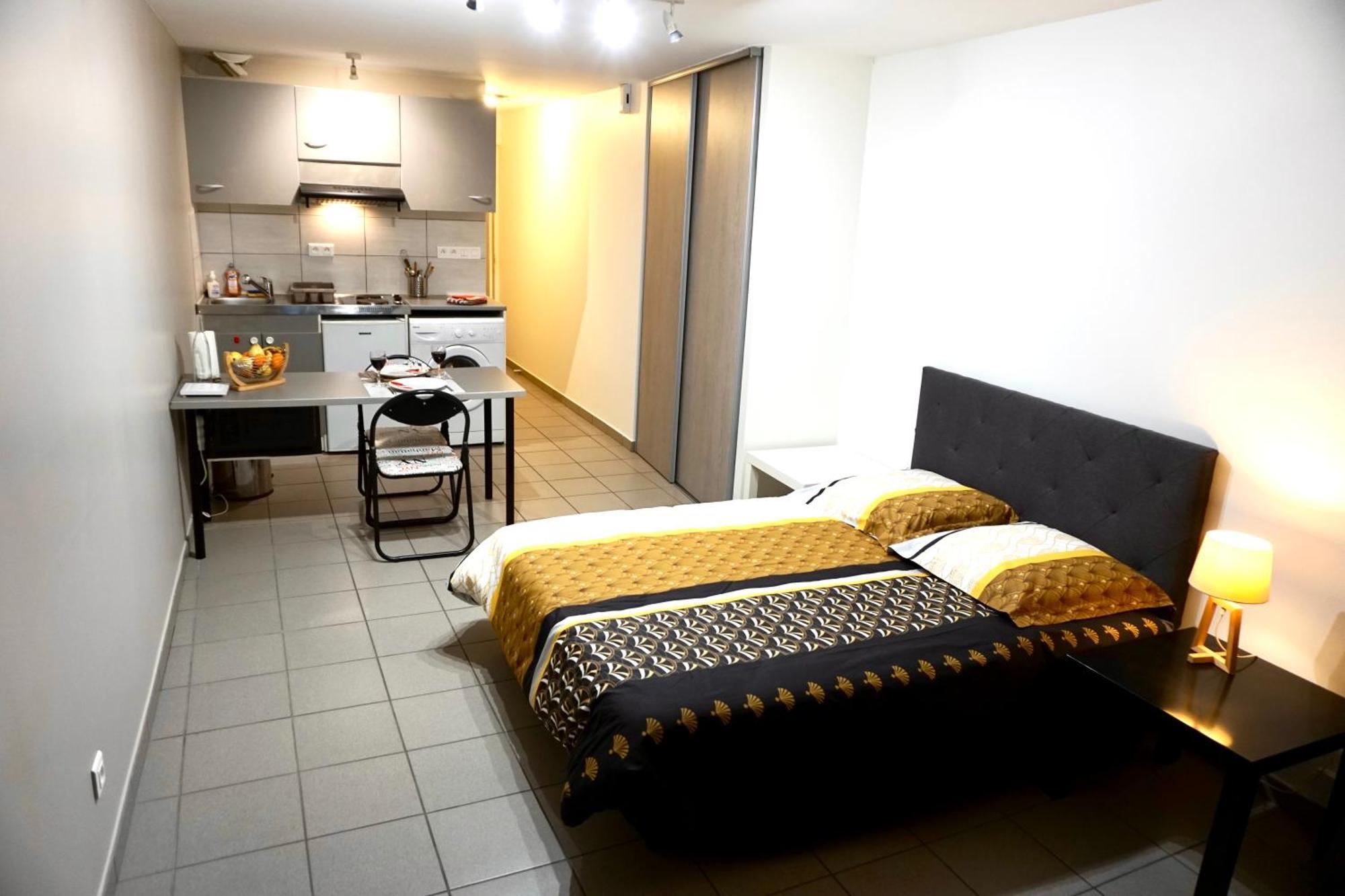 Charmant Studio Centre Ville Le Puy-en-Velay Kültér fotó